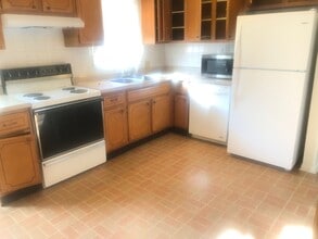 1123 West Ave in Normal, IL - Building Photo - Building Photo