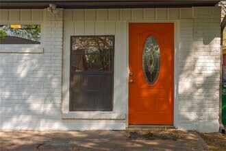 6810 Willamette Dr in Austin, TX - Building Photo - Building Photo