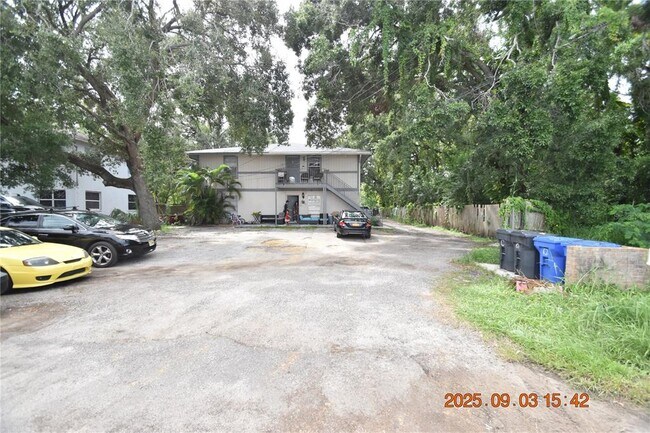 6618 N Church Ave in Tampa, FL - Building Photo - Building Photo