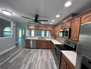 9930 Chesham Dr in Orlando, FL - Building Photo - Building Photo