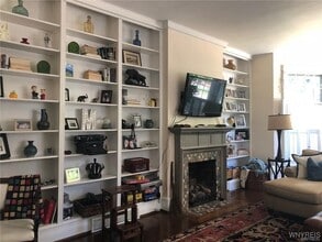 236 Bryant St in Buffalo, NY - Building Photo - Building Photo