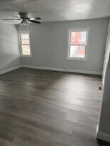 13 Earl St in Duquesne, PA - Building Photo