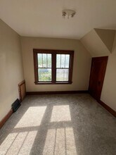 811 E Elm Ave in Monroe, MI - Building Photo - Building Photo