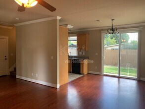 2494 Plymouth Oaks Ct in Stockton, CA - Building Photo - Building Photo