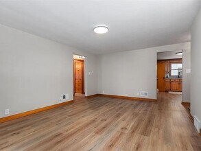 1316 W Rogers Ave in Appleton, WI - Building Photo - Building Photo