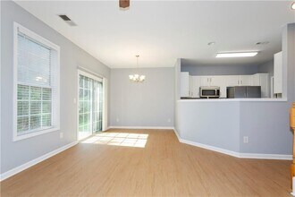 995 Treymont Way SW in Lawrenceville, GA - Foto de edificio - Building Photo