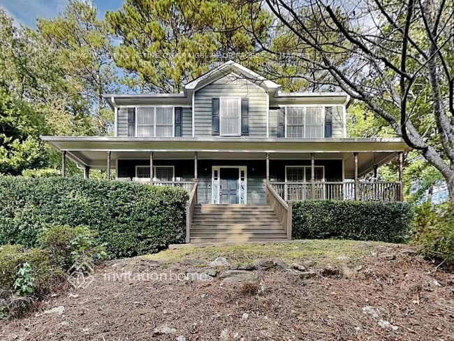 property at 2027 Arbor Forest Dr SW