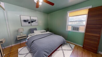 Charming Long Beach home near Scherer Park in Long Beach, CA - Building Photo - Building Photo