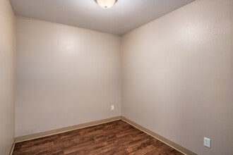 City Views in Seattle, WA - Building Photo - Interior Photo