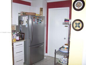 2016 Bay Dr in Miami Beach, FL - Building Photo - Building Photo