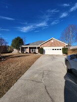 713 Cannock Loop in Grovetown, GA - Building Photo