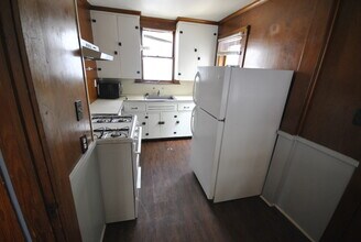 547 S 4th Ave in Ann Arbor, MI - Building Photo - Building Photo