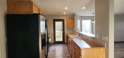 7807 S Blackberry St in Cheney, WA - Building Photo - Building Photo