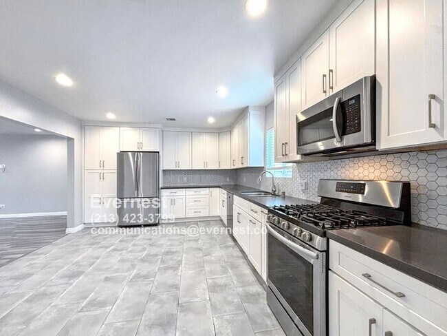 property at 3456 Redondo Blvd