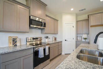 516 Windy Way Dr in Victoria, TX - Building Photo - Building Photo