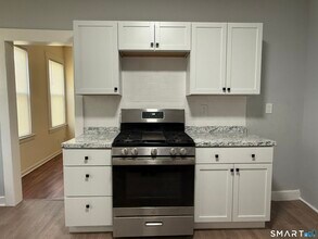 51 Gilbert St in West Haven, CT - Building Photo - Building Photo