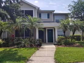 8932 Manor Loop in Lakewood Ranch, FL - Building Photo