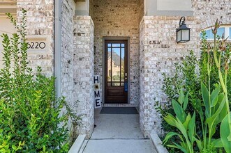 6220 Cupleaf Rd in Argyle, TX - Building Photo - Building Photo