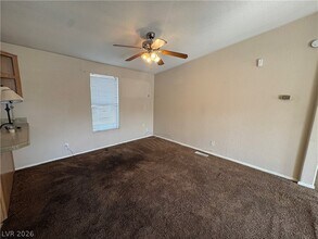 1755 Peanut Ct in Las Vegas, NV - Building Photo - Building Photo