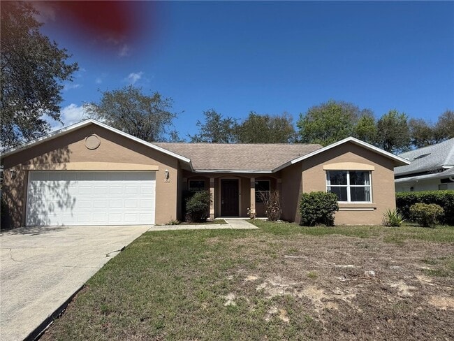 106 Freeport Ln in Palm Coast, FL - Foto de edificio - Building Photo