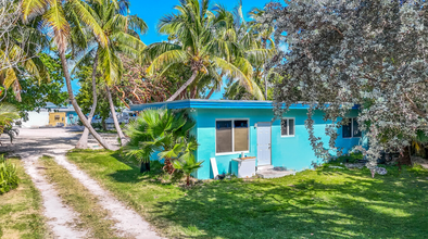 80939 Overseas Hwy in Islamorada, FL - Building Photo - Building Photo