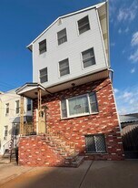 200 Culver Ave in Jersey City, NJ - Building Photo