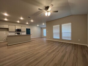 7202 25th St in Lubbock, TX - Building Photo - Building Photo