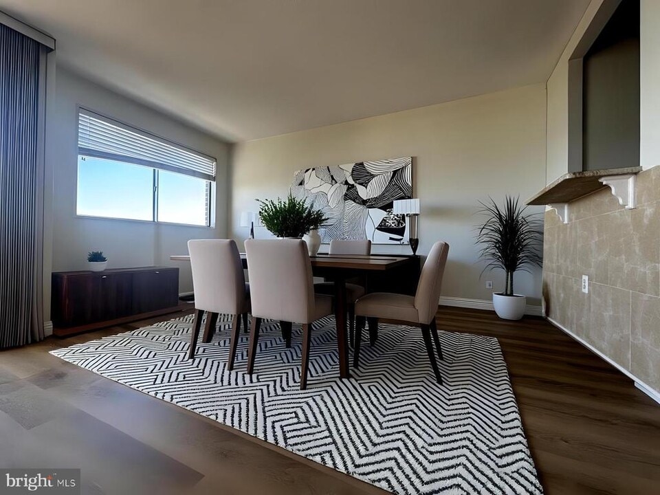 2059 Huntington Ave in Alexandria, VA - Building Photo