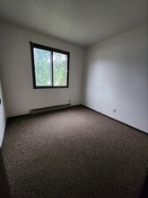 509 S Railroad Ave in Jefferson, SD - Building Photo - Building Photo