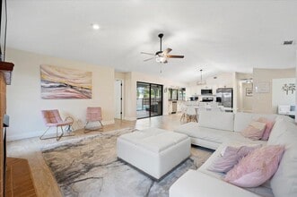 1622 SE Fallon Dr in Port St. Lucie, FL - Building Photo - Building Photo