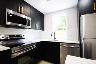 269 Madison Ave S in Kitchener, ON - Building Photo - Building Photo