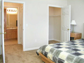 Gateway Crossing Apartment Homes in McCordsville, IN - Building Photo - Interior Photo