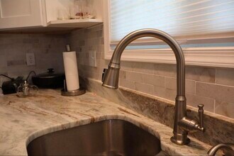 3255 Catalpa Ave in Buena Vista, VA - Building Photo - Building Photo