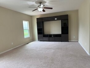 186 Mcnamara Loop in Lewis Center, OH - Building Photo - Building Photo