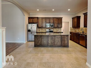 3204 Valley Hollow in Norman, OK - Building Photo - Building Photo