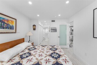1033 Lenox Ave. in Miami Beach, FL - Building Photo - Building Photo