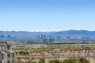 11737 Stone Curlew Ave in Las Vegas, NV - Foto de edificio - Building Photo