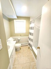 11 Union Pl in Manchester, CT - Building Photo - Building Photo