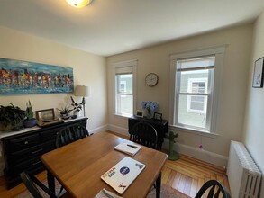 11 Belmont Sq, Unit 3 in Somerville, MA - Building Photo - Building Photo