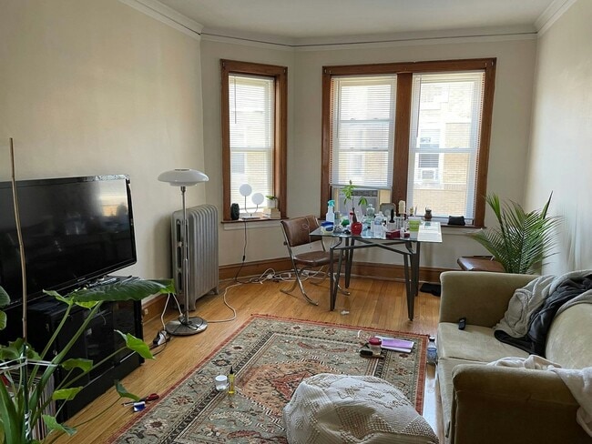 property at 4826 W Addison St