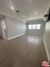 2418 W 48th St in Los Angeles, CA - Building Photo - Building Photo