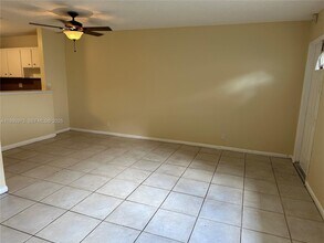 5315 NW 22nd St in Lauderhill, FL - Building Photo - Building Photo