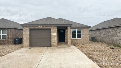7412 5th St in Lubbock, TX - Building Photo - Building Photo