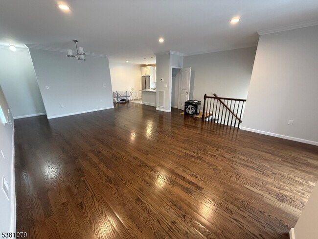 property at 906 Flora St