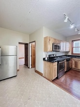 962 6th St E in St. Paul, MN - Building Photo - Building Photo