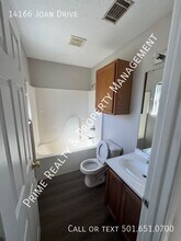 14166 Joan Dr in Shannon Hills, AR - Building Photo - Building Photo