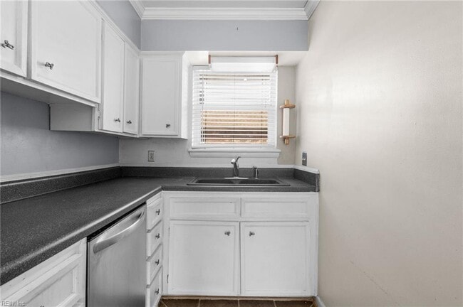 property at 1107 E Ocean View Ave