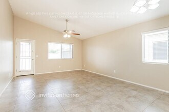 2231 S 101st Dr in Tolleson, AZ - Foto de edificio - Building Photo