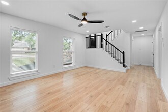 8707 Wind Side Dr in Houston, TX - Building Photo - Building Photo