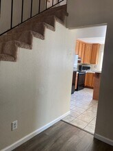 983 Elizabeth Ave in Rohnert Park, CA - Building Photo - Building Photo